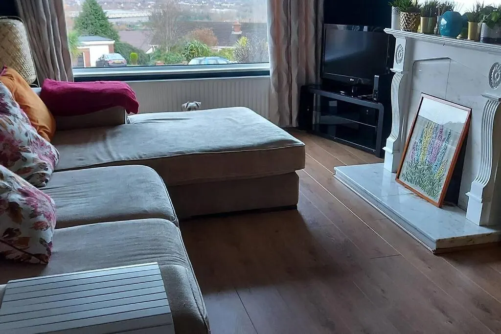 بيت للعطل Bellevue Bungalow - Comfortable Home With Amazing Views بلفاست